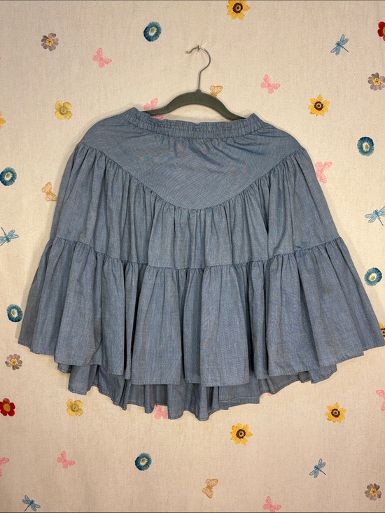 Partners Please! Dresses & Skirts - Vintage Midi Tiered Prairie Skirt - Flowy Ruffle Design Rodeo Squaredance Fun
